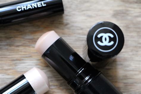 chanel baume essentiel resenha|chanel baume essentiel transparent.